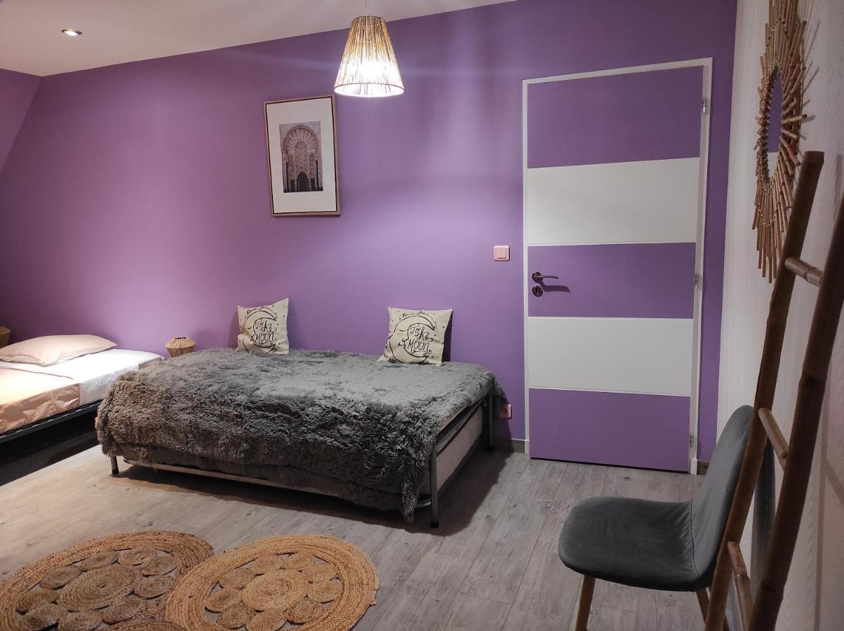 Agreable Et Spacieuse Chambre Familiale Sansac-de-Marmiesse Exterior foto